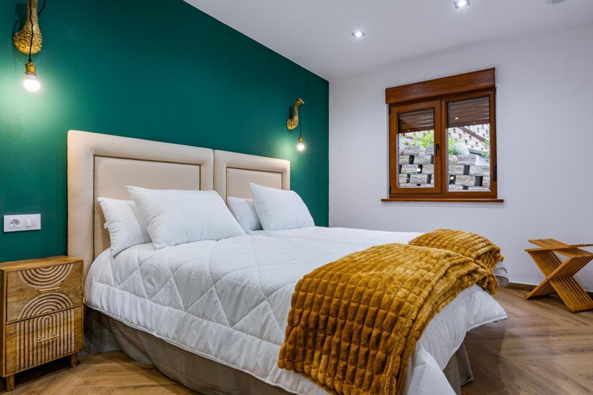 Apartamentos Montes Vindios Onís 外观 照片