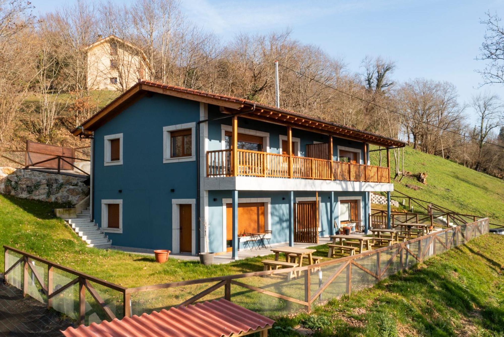 Apartamentos Montes Vindios Onís 外观 照片