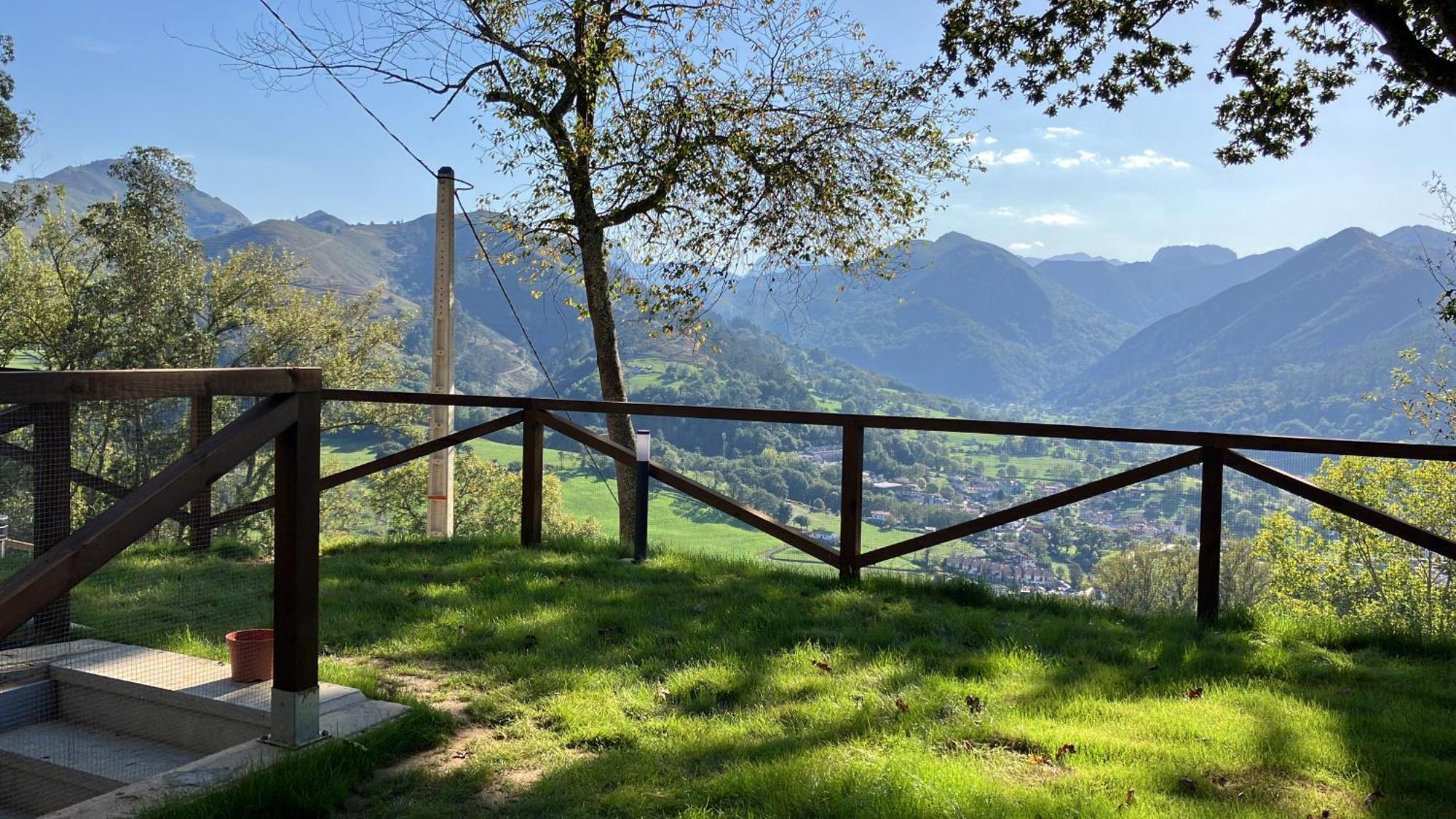 Apartamentos Montes Vindios Onís 外观 照片